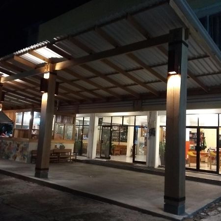 力士梅拉蒂酒店 丹戎潘丹 外观 照片